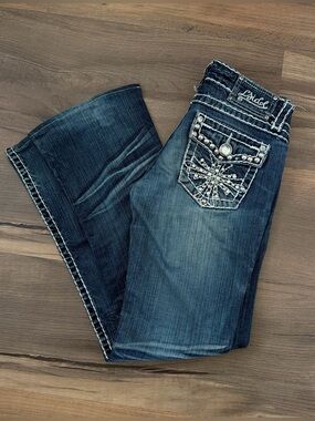 L.A. Idol Thick Stitch Embellished Low Rise Dark Wash Bootcut Jeans Size 1